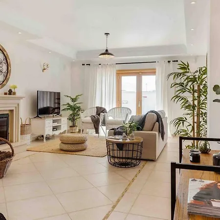 Country With Pool&games Near Lisbon - Villa Ericeira