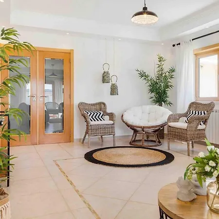 Country With Pool&games Near Lisbon - *