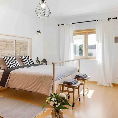 Country With Pool&games Near Lisbon -