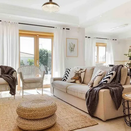 Villa Country With Pool&games Near Lisbon -