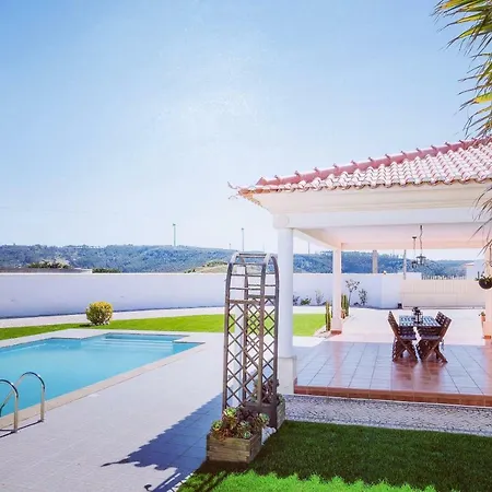 Country With Pool&games Near Lisbon - Ericeira